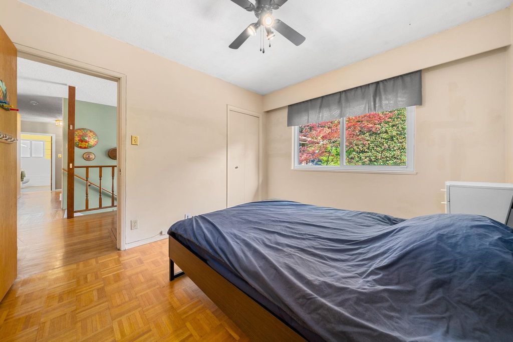 listing image 1104569988701777213