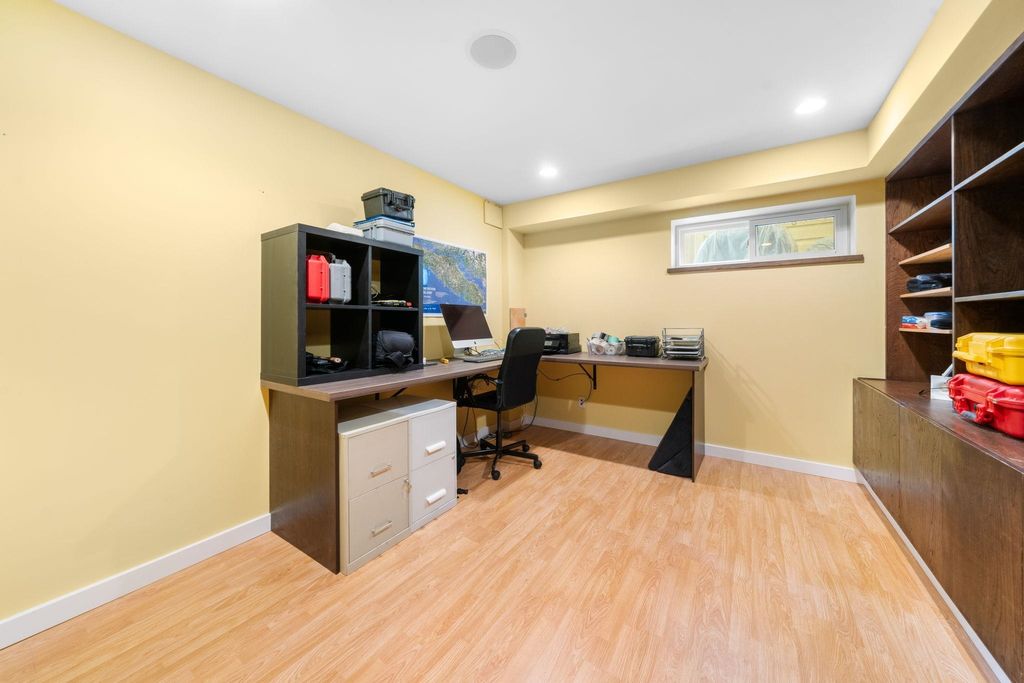 listing image 1109441929487277070