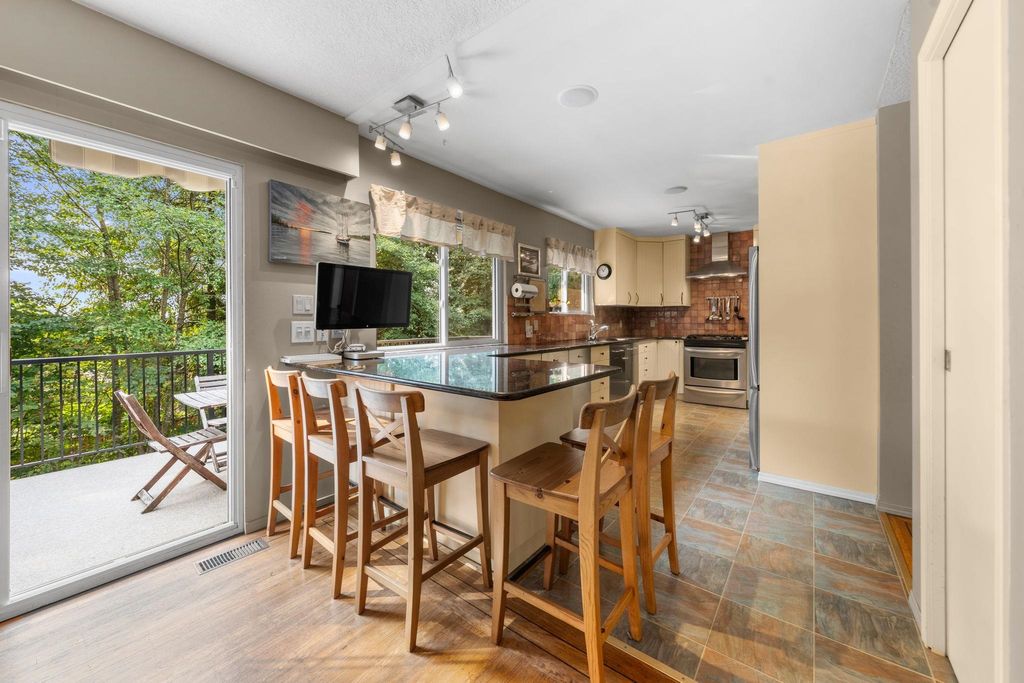 listing image 1105699760109523848