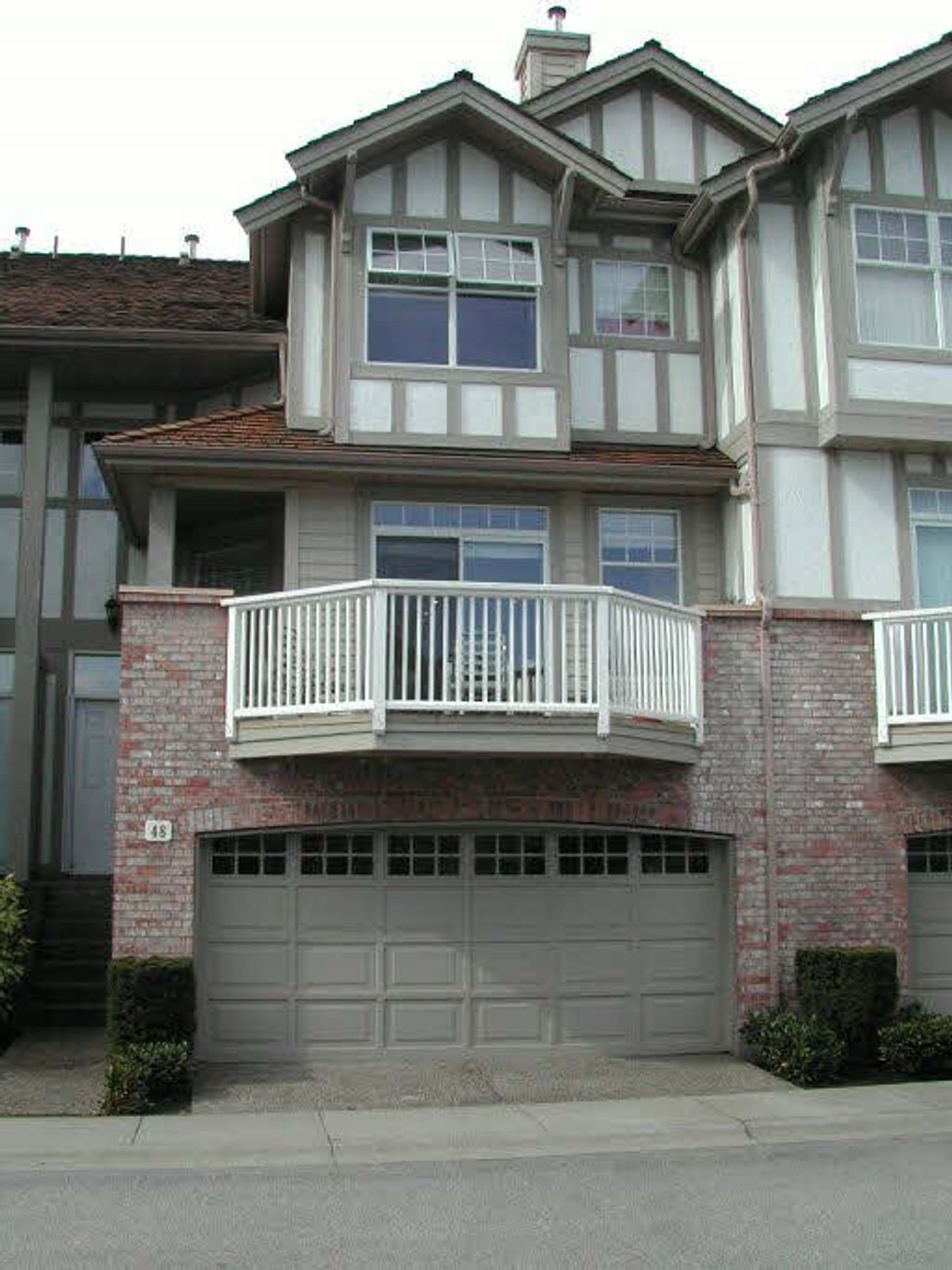 listing image 1100918702993612661