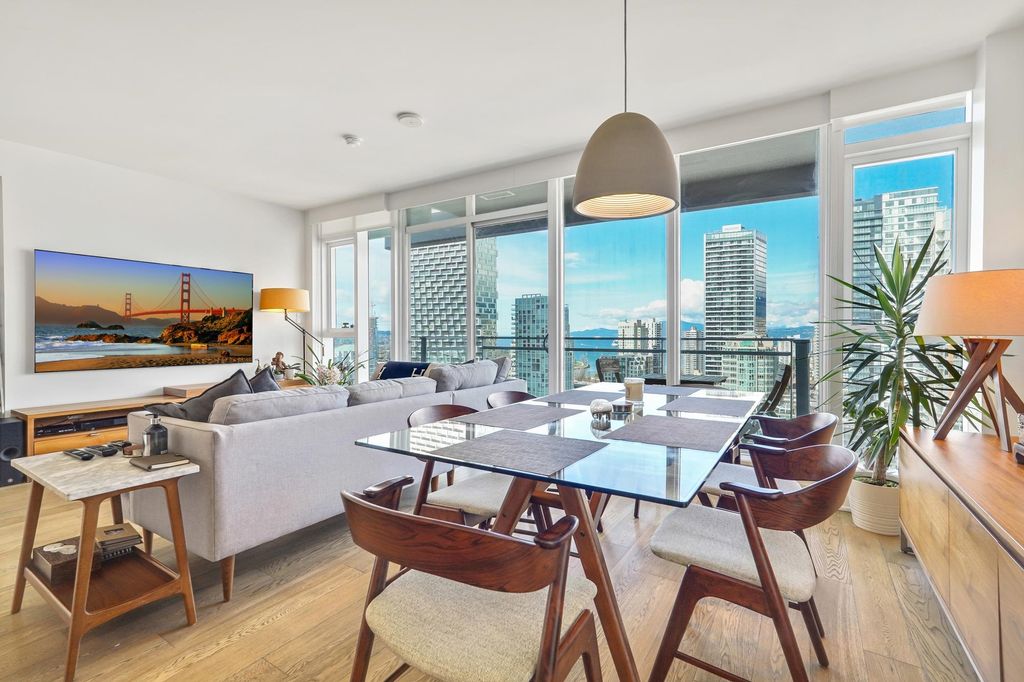 listing image 1107035230744114770