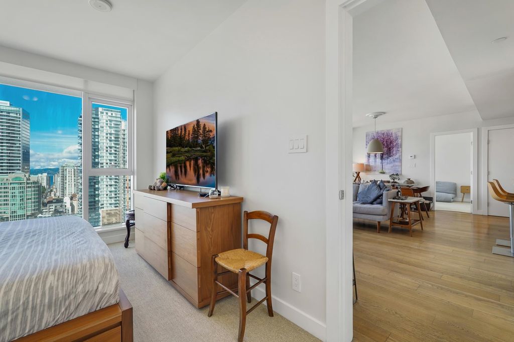 listing image 1106924138586932511