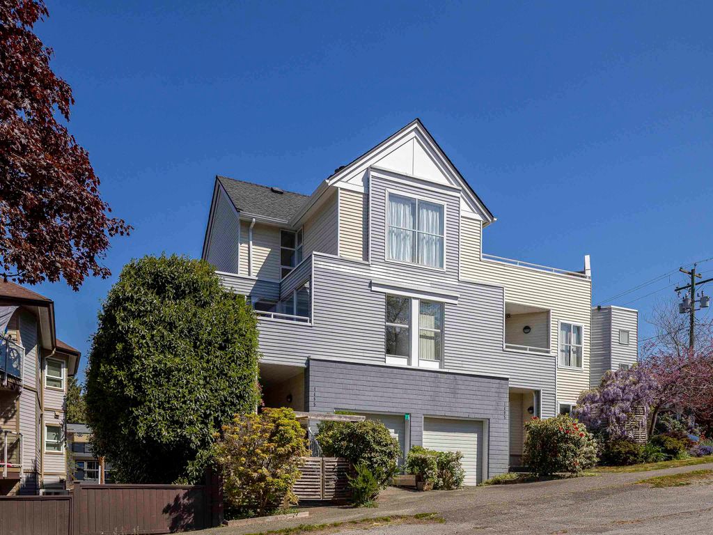 listing image 1104893249129735627