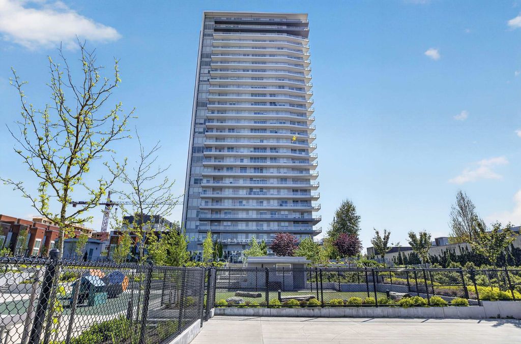 Photo of 20065 85 Avenue #2603, Langley, BC V2Y 3Y4 (MLS # R3126990)