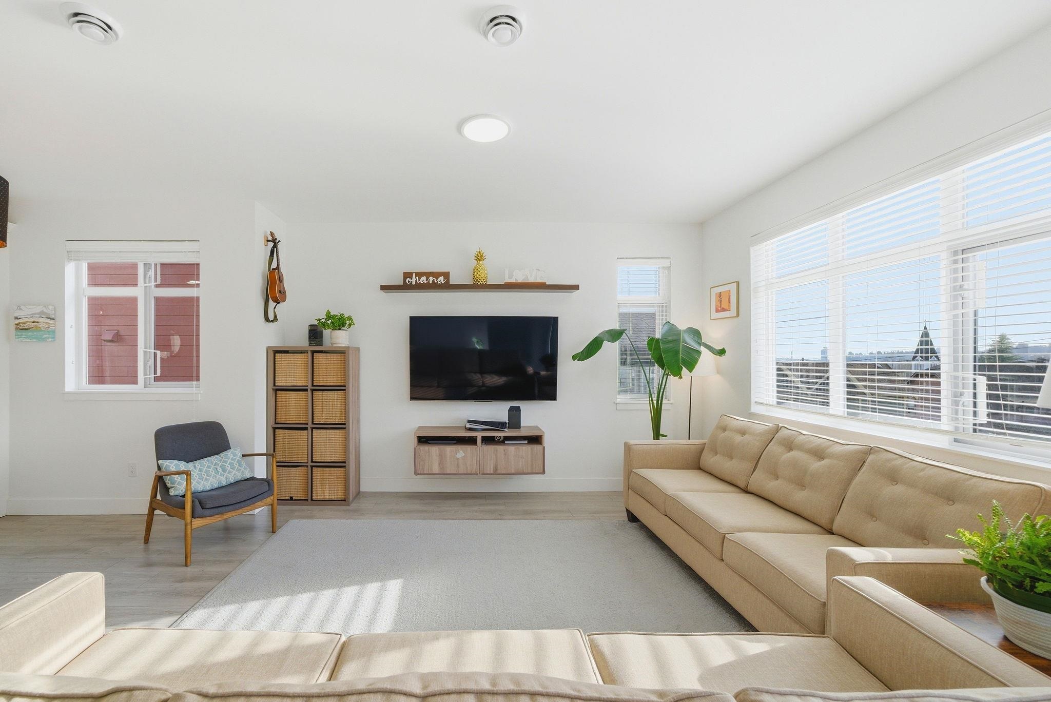 1311 Hachey Avenue 102