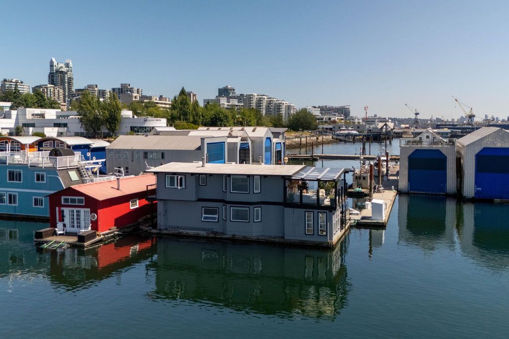 listing image 1108602932147526473