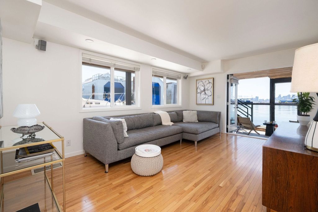 listing image 1107872245294075916