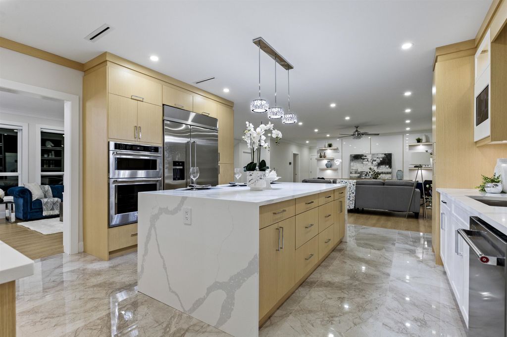 listing image 1109923721590856325