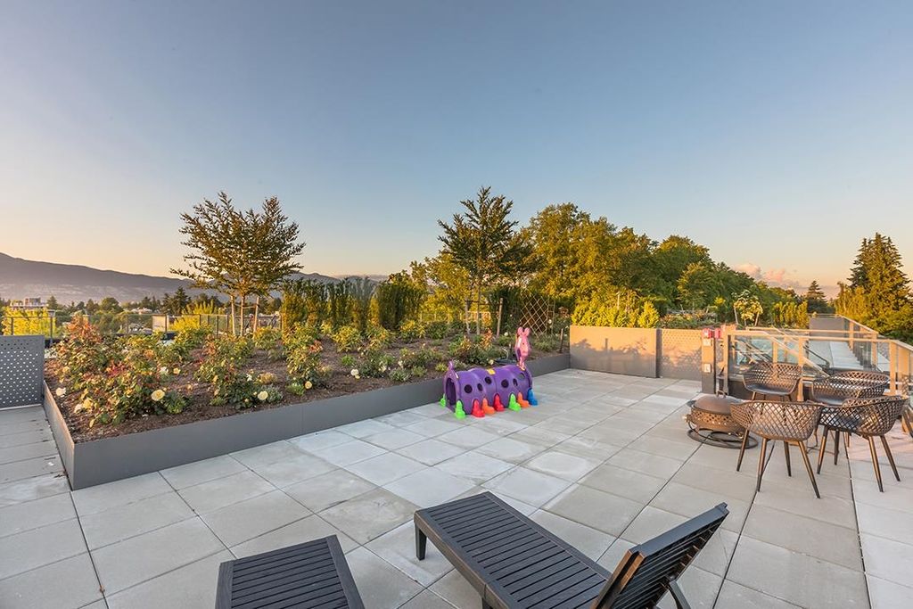 listing image 1101006516997846956