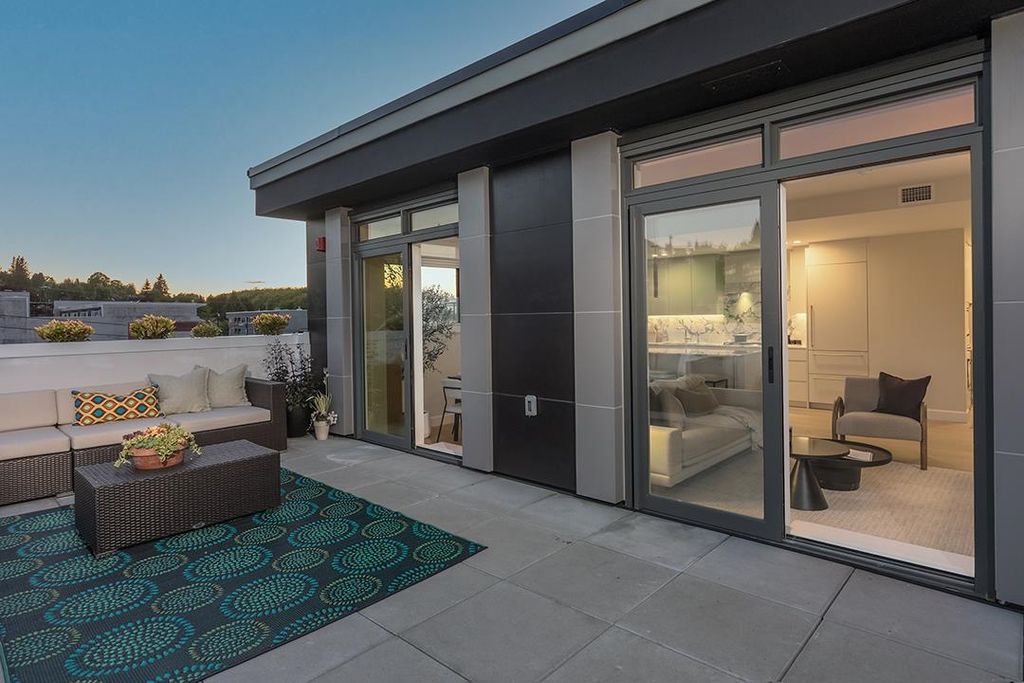 listing image 1109350750565856675