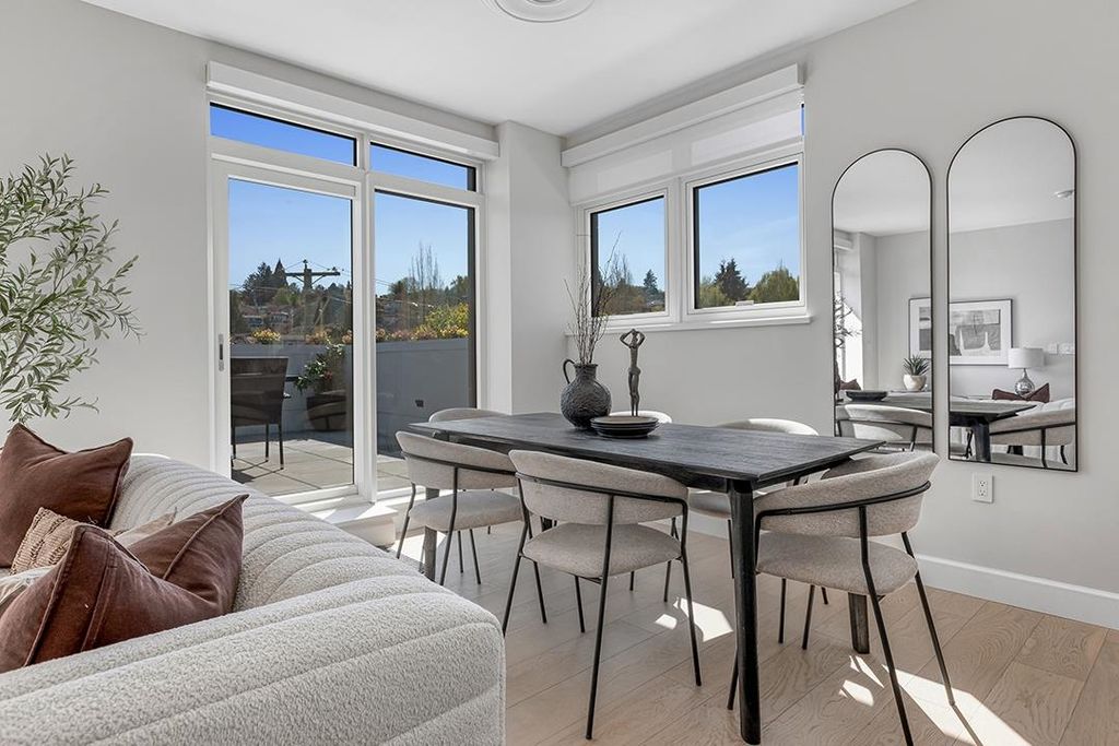 listing image 1107036183055146601