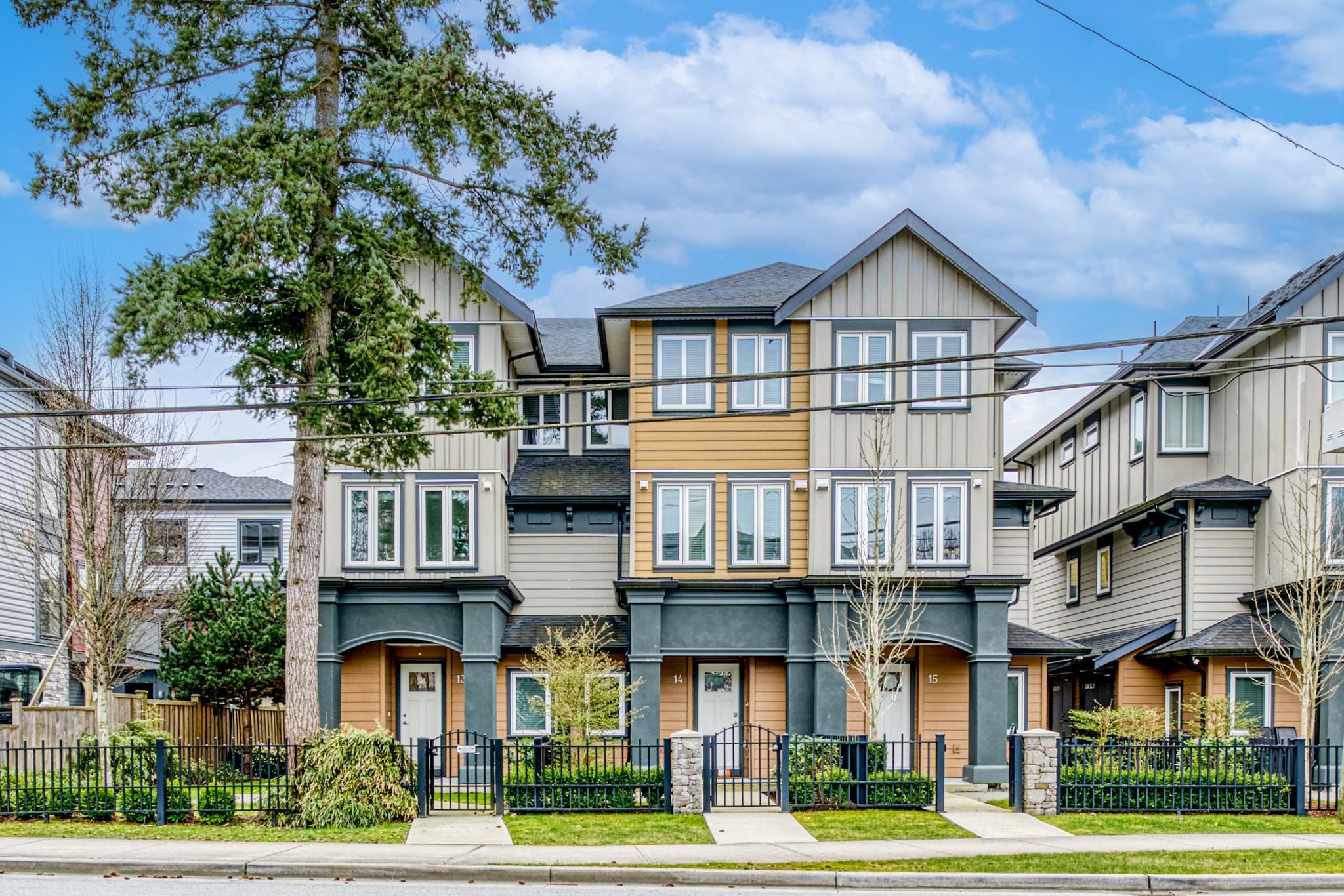 9800 Granville Avenue 13