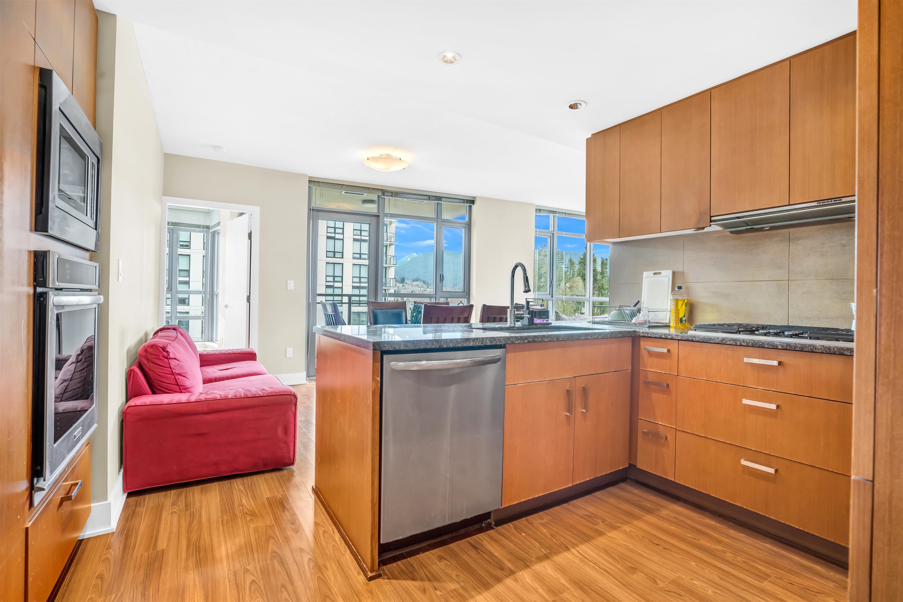 3008 Glen Drive 1003