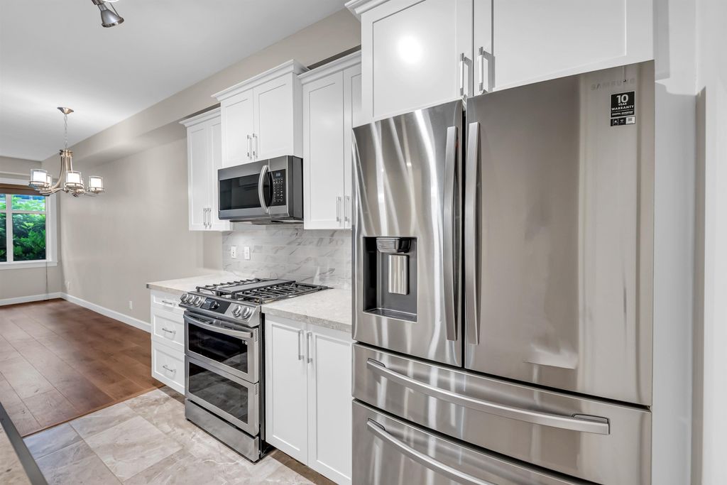 Photo of 20328 86 Avenue #201, Langley, BC V2Y 2C2 (MLS # R3145623)