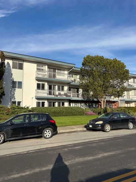 17707 57a Avenue 321 Surrey BC V3S 1J2