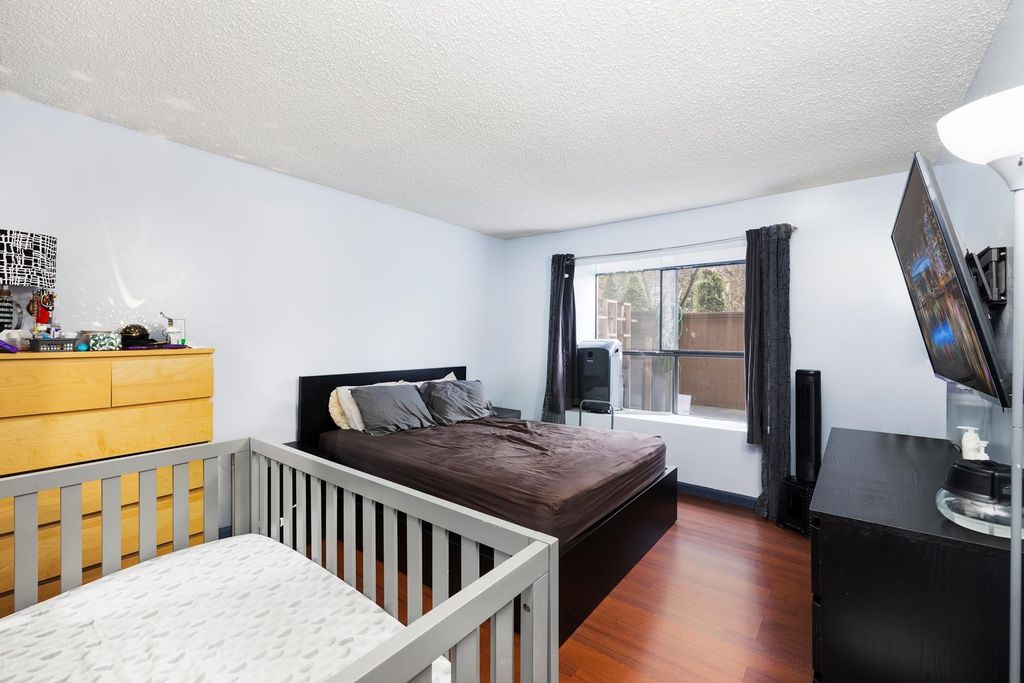 listing image 1101012674703604437