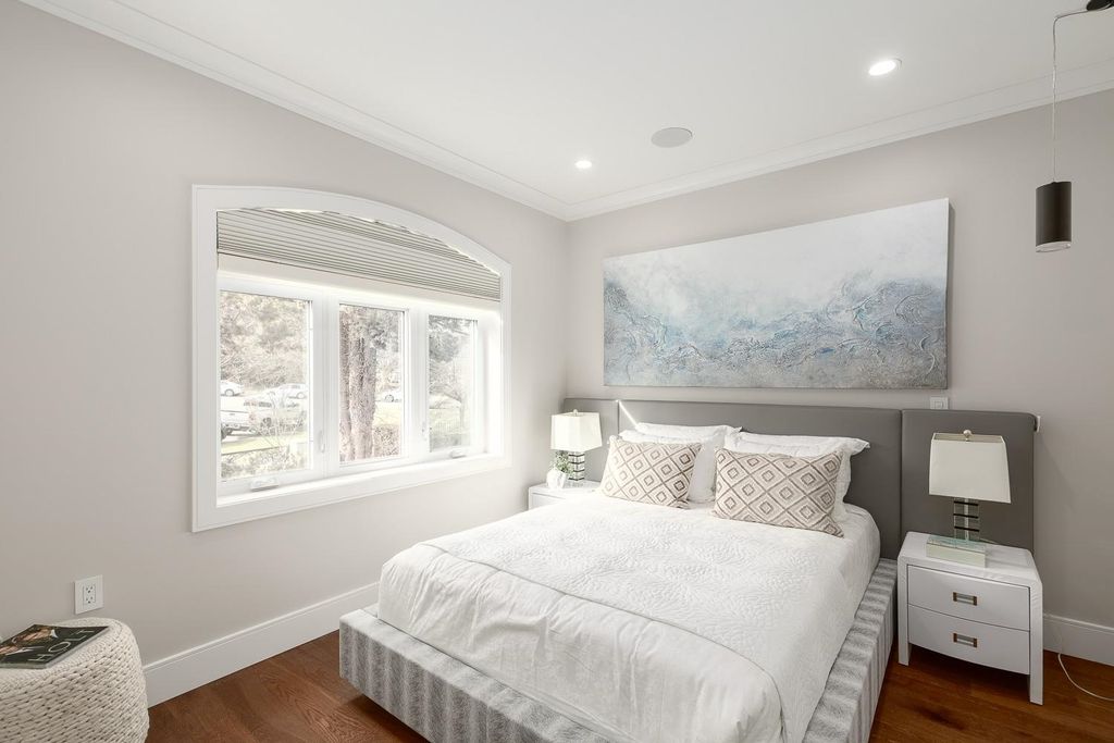 listing image 1108383010663703978