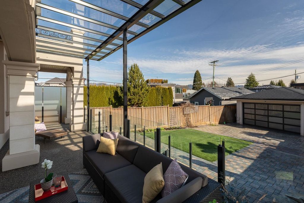 listing image 1109064741330219216