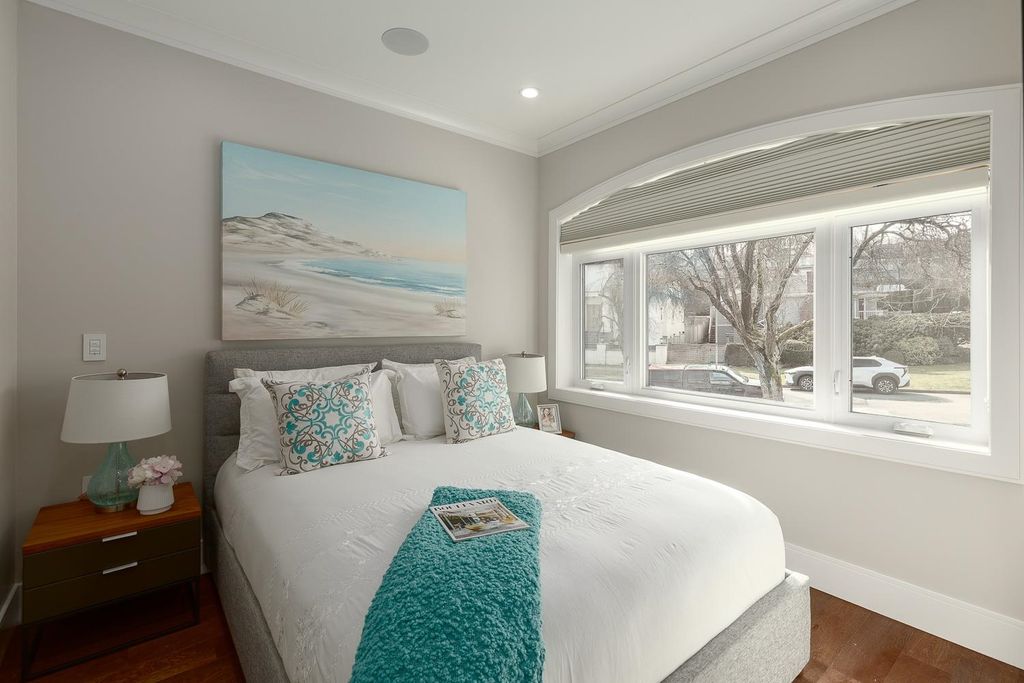 listing image 1101896805510647317