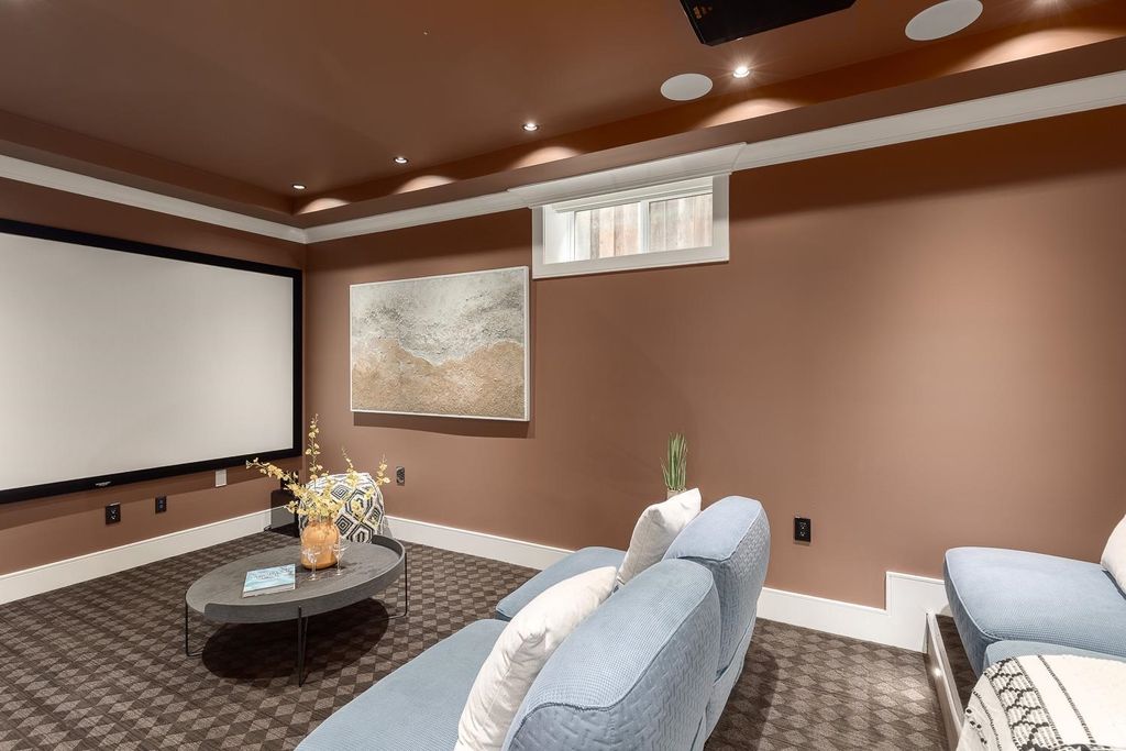 listing image 1109843588355243852