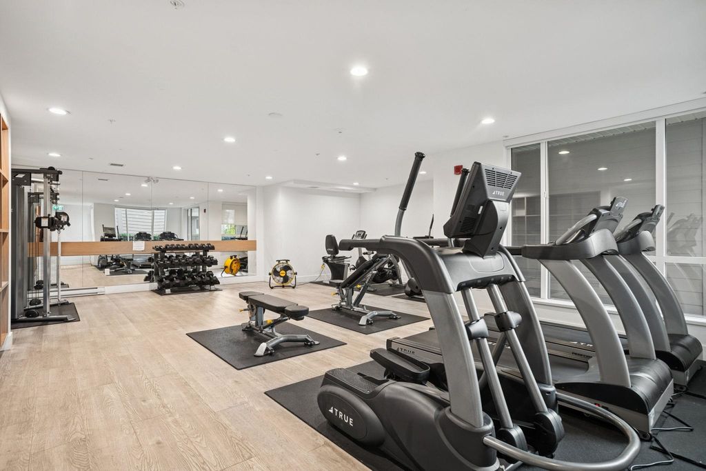 listing image 1104227559772230040