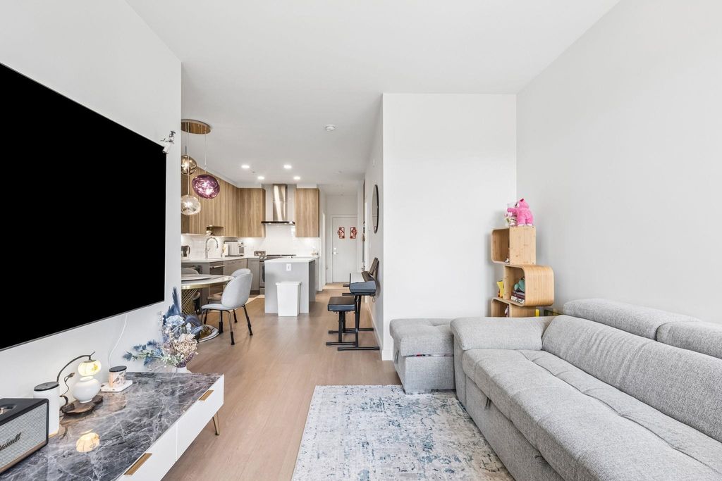 listing image 1106788523265470321