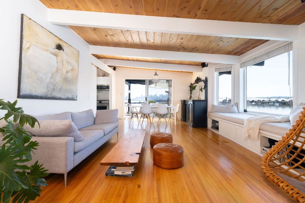 listing image 1105405817726760536