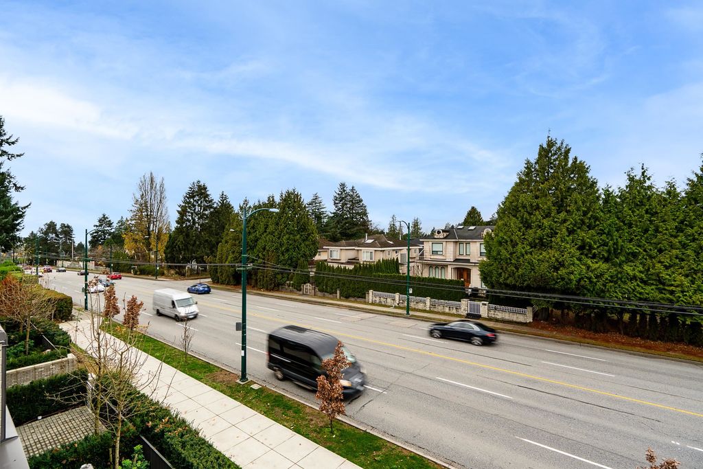 listing image 1101044906087896525