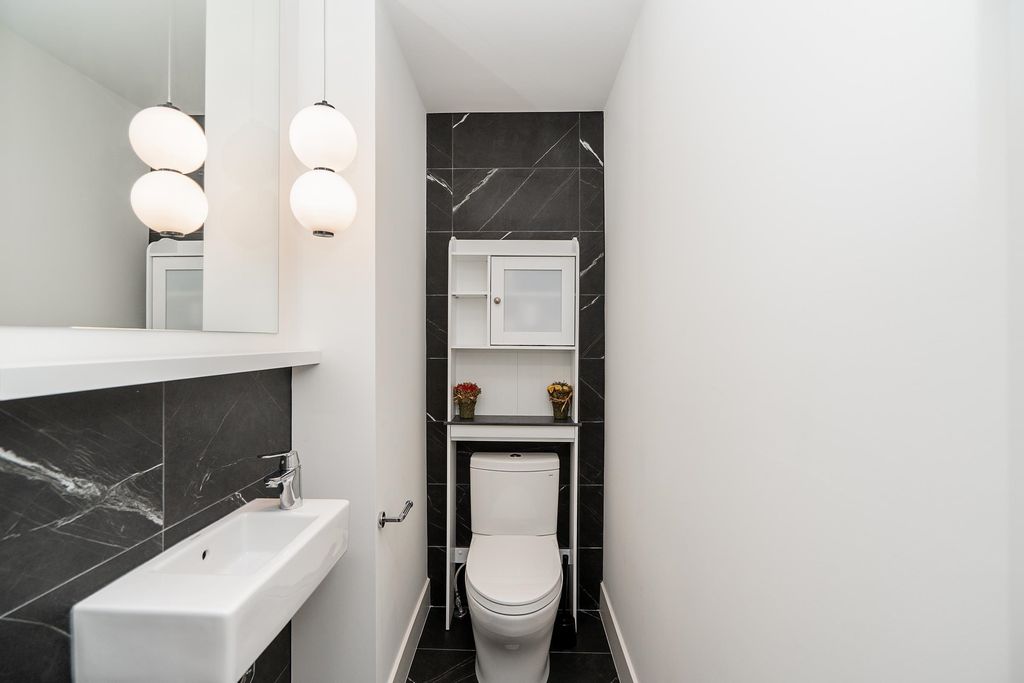 listing image 1103202752594417209