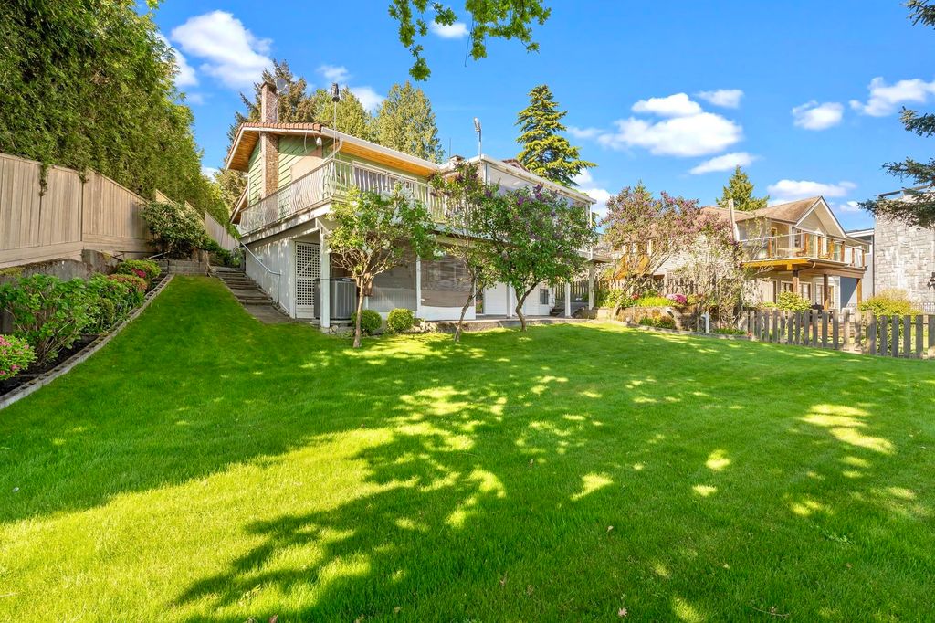 listing image 1109493358075555577