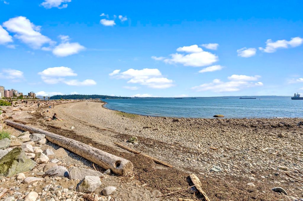 listing image 1107294620025473034