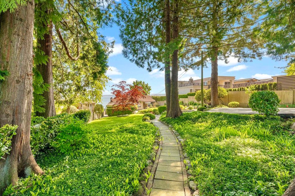 listing image 1109159467681846803