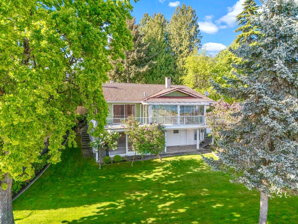 listing image 1102112156155083656