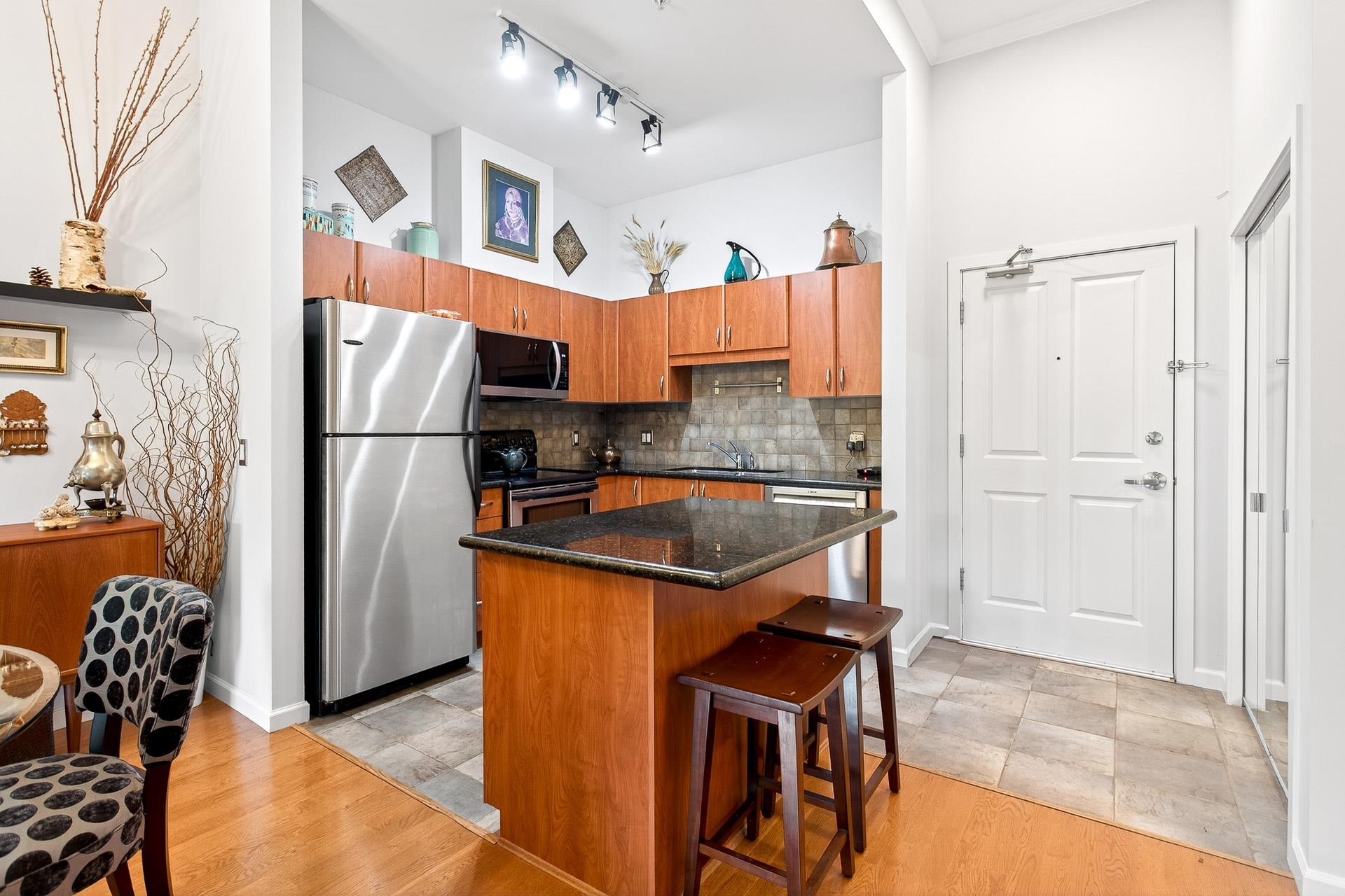 285 Newport Drive 415