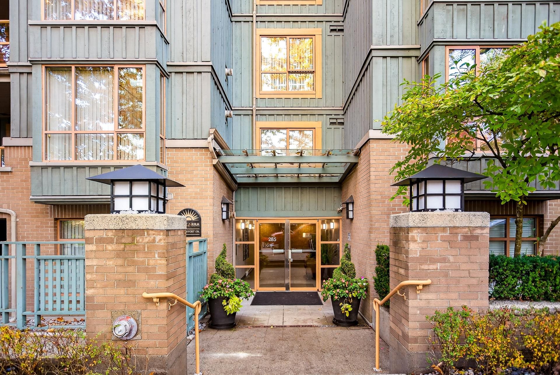 285 Newport Drive 415