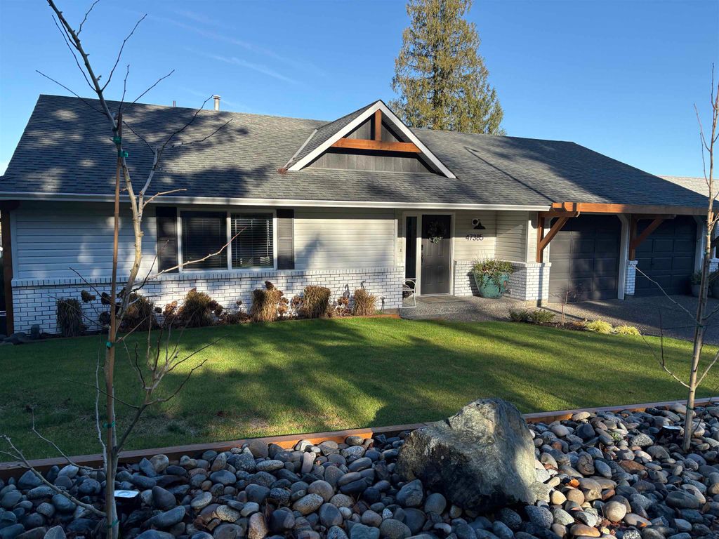 Photo of 47385 Swallow Crescent, Chilliwack, BC V2P 7P8 (MLS # R3080323)