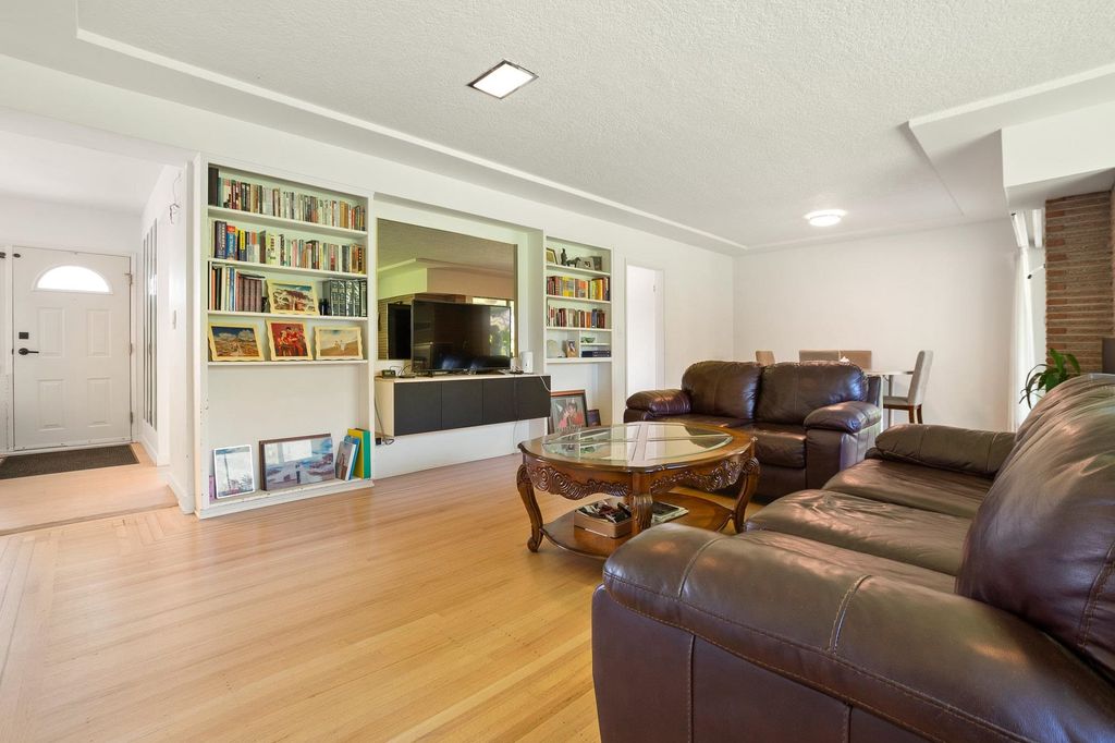 listing image 1108462470340386492