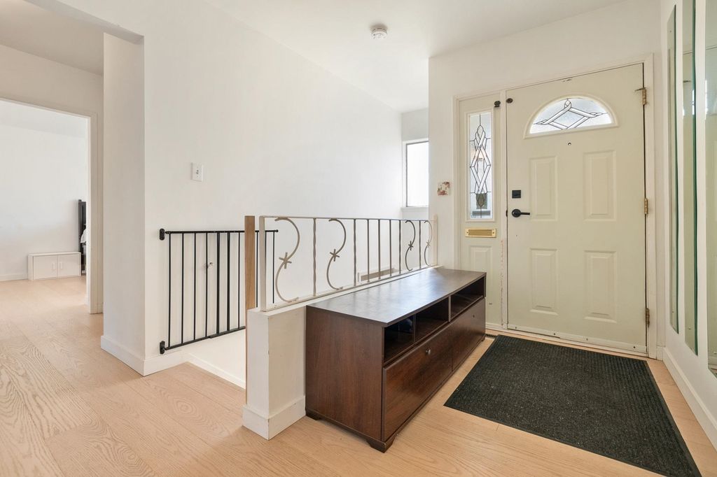 listing image 1105560140153298475