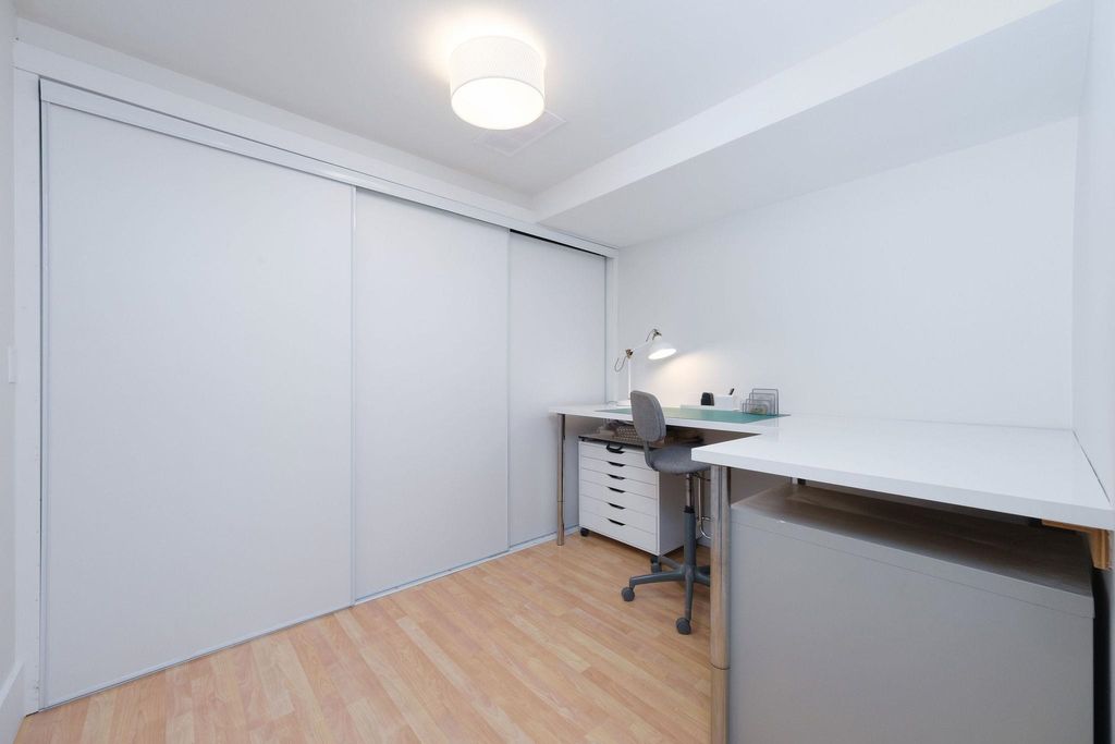 listing image 1109712120333716732