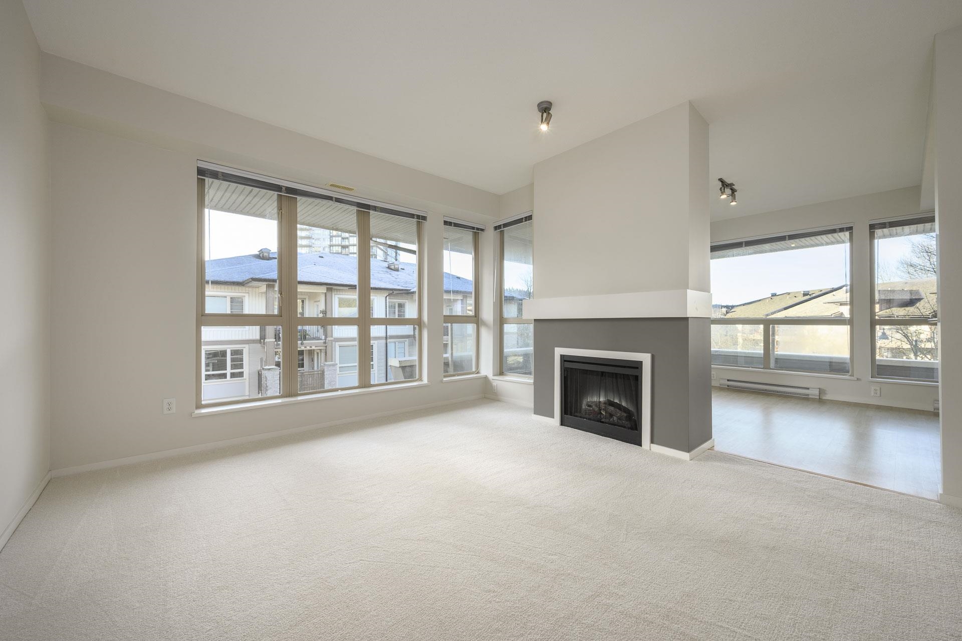 801 Klahanie Drive 419