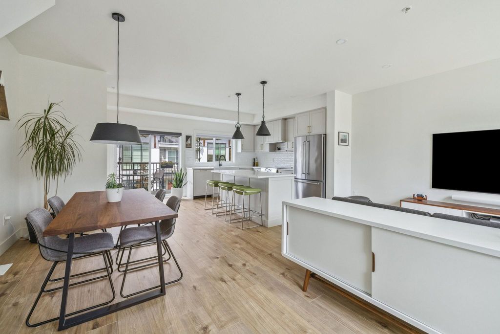 listing image 1108035374922798410