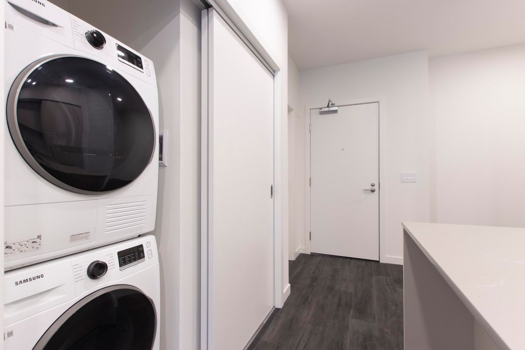 listing image 1101130627827143063