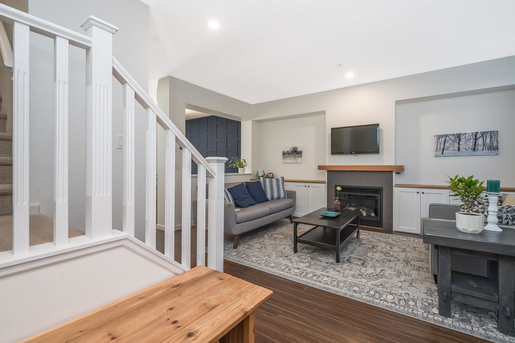 Photo of 20854 72 Avenue, Langley, BC V2Y 0J1 (MLS # R3140922)