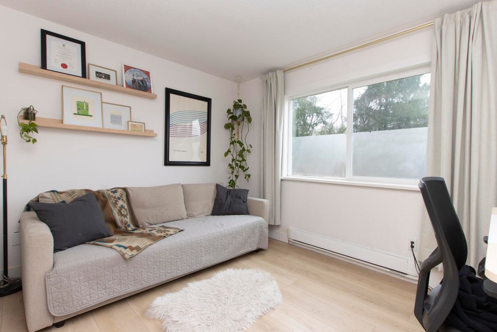 listing image 1101083740707785142