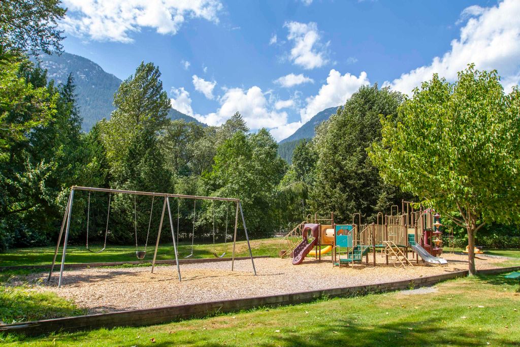 listing image 1108229285160472353