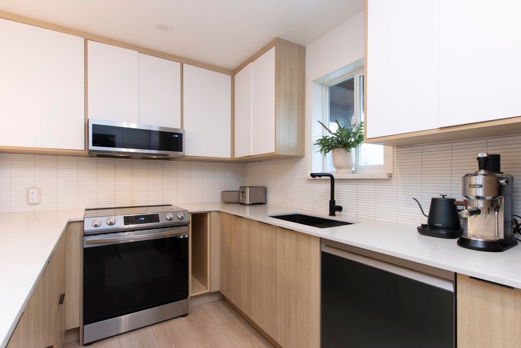 listing image 1106204712878539405