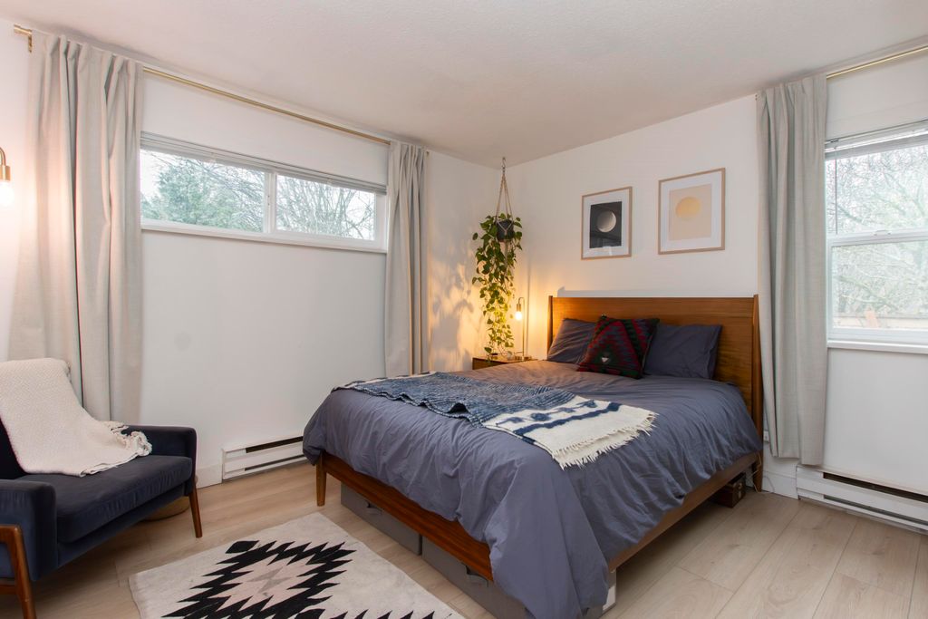 listing image 1100563929155384122