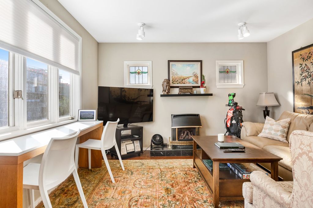 listing image 1102739676542222300