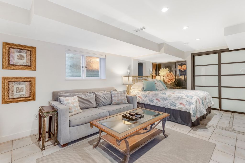 listing image 1102433307320818966