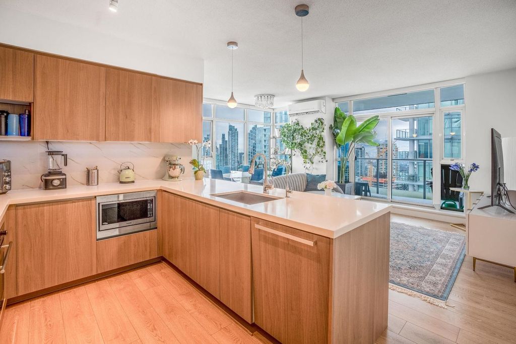 listing image 1105869370886901708